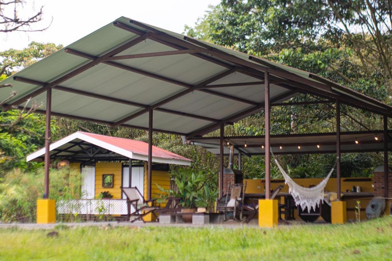 Popone Farm & Lodge Guápiles 外观 照片